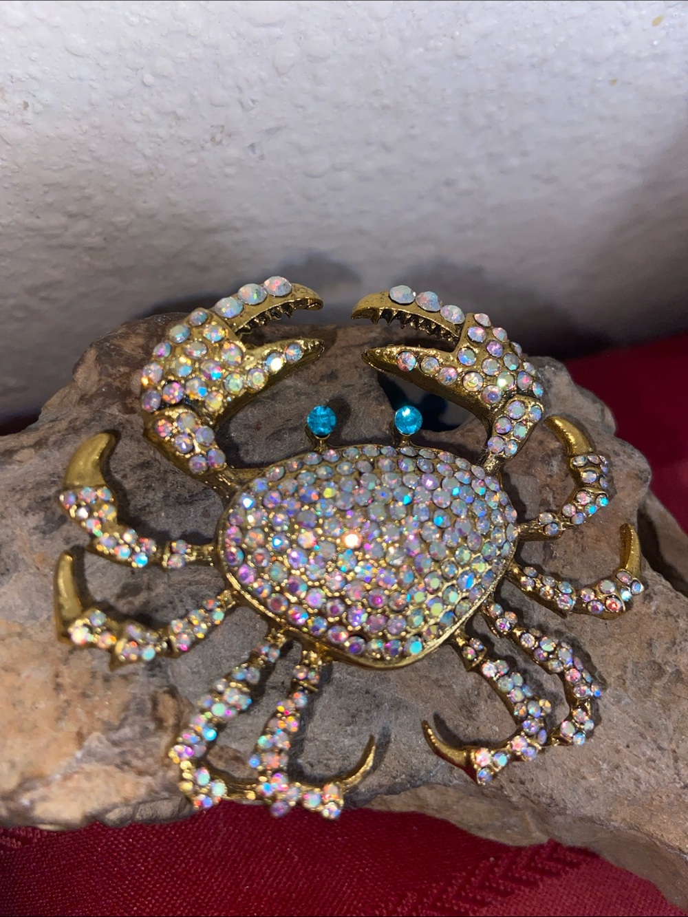 NEW Fancy Rhinestoned White Crab Broach